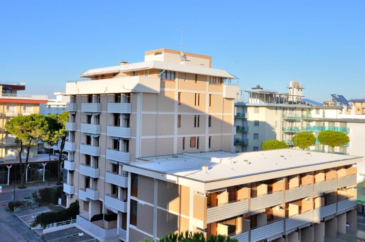 Condominio Bristol Bibione Eksteriør billede